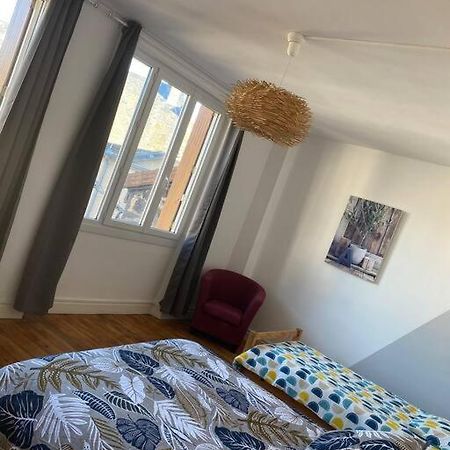 Gite De Tom Et Mag Classe 3 * Clevacances Vila Pontgibaud Exterior foto
