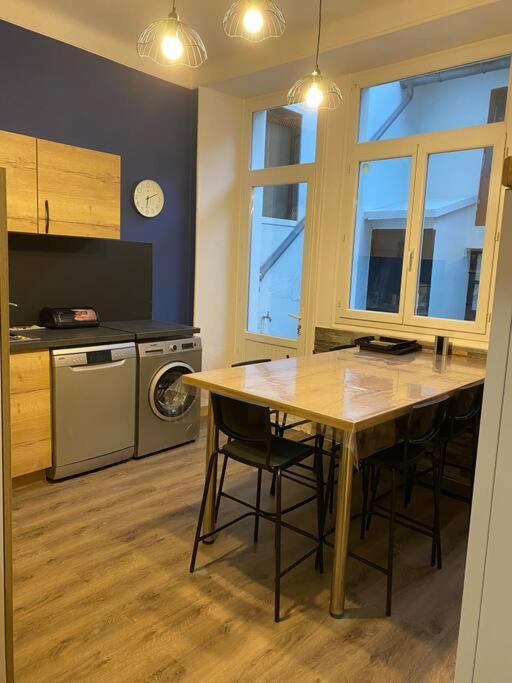 Gite De Tom Et Mag Classe 3 * Clevacances Vila Pontgibaud Exterior foto
